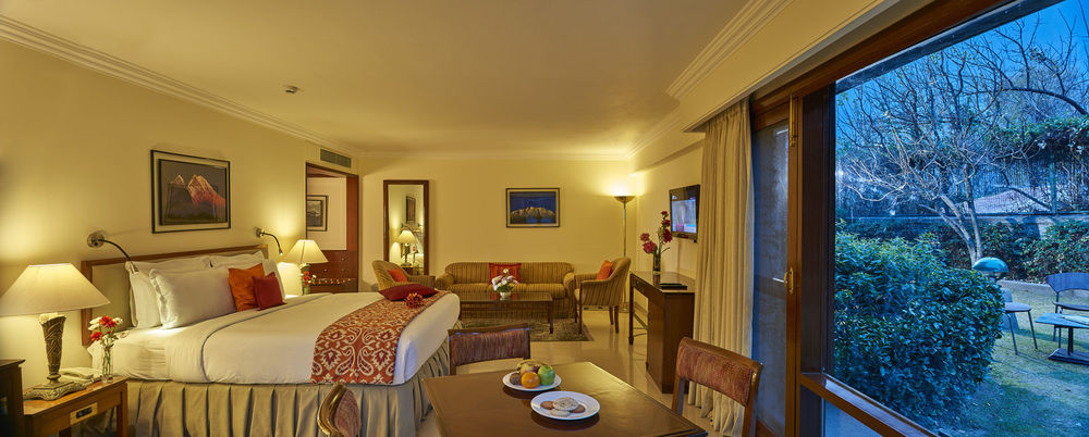 Hotel Club Mahindra White Meadows à Manāli Extérieur photo